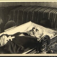 Antonín Dvořák v rakvi