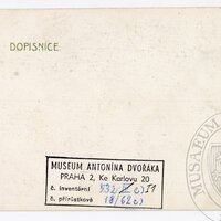 Dámy představující 9 Múz z pohřebního průvodu A. Dvořáka